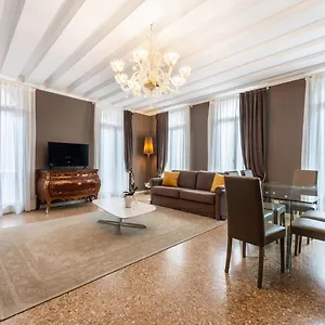 San Teodoro Palace - Luxury Apartment