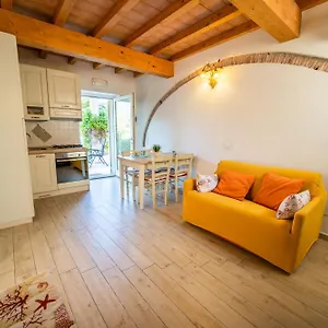 https://marina-procchio-isola-delba.it-tuscanyhotel.com