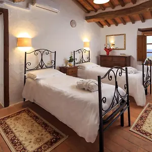 https://borgo-cortinova-marrocco.it-tuscanyhotel.com