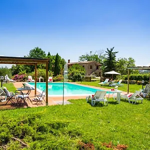 https://pietralta.it-tuscanyhotel.com